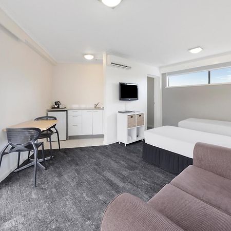 Cosmopolitan Hotel And Apartments Melbourne Exterior photo